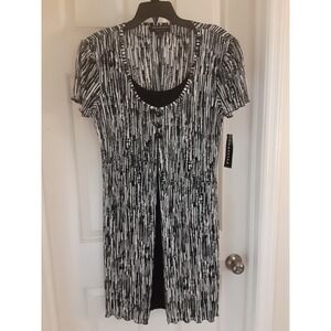 Connected Apparel  Slenderizing EZ On Blk & Wht Dress Sz 12 New w/ Tag
